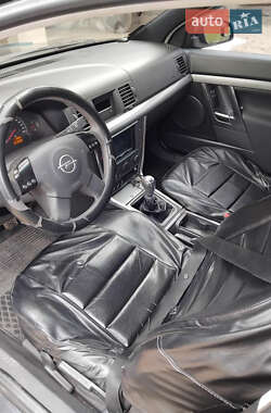 Седан Opel Vectra 2003 в 
