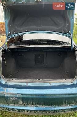 Седан Opel Vectra 2000 в 