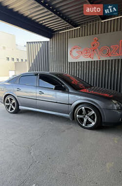 Лифтбек Opel Vectra 2003 в 