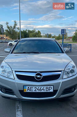 Седан Opel Vectra 2005 в Кривом Роге