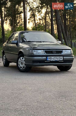 Седан Opel Vectra 1990 в Вінниці