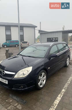 Универсал Opel Vectra 2005 в Мостиске