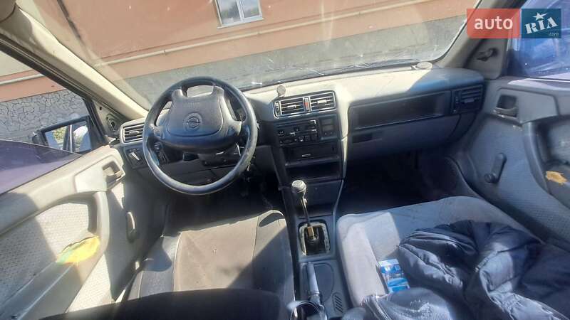 Седан Opel Vectra 1994 в Луцьку