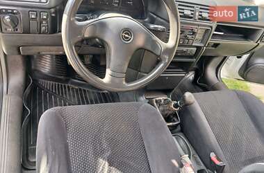 Лифтбек Opel Vectra 1994 в 