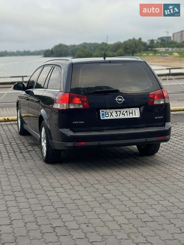 Универсал Opel Vectra 2005 в Хмельницком