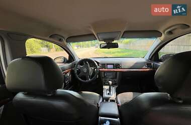 Седан Opel Vectra 2003 в 