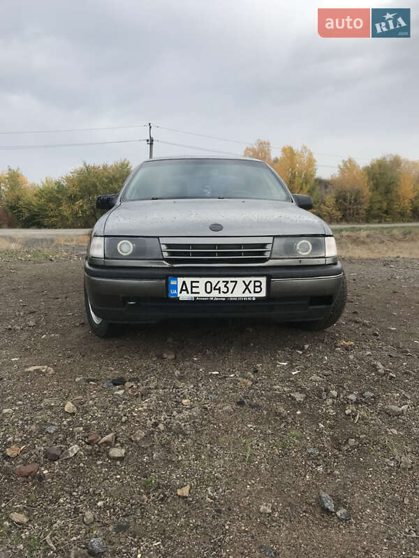 Opel Vectra 1990