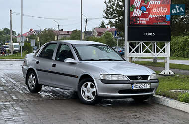 Седан Opel Vectra 1997 в Жовкве