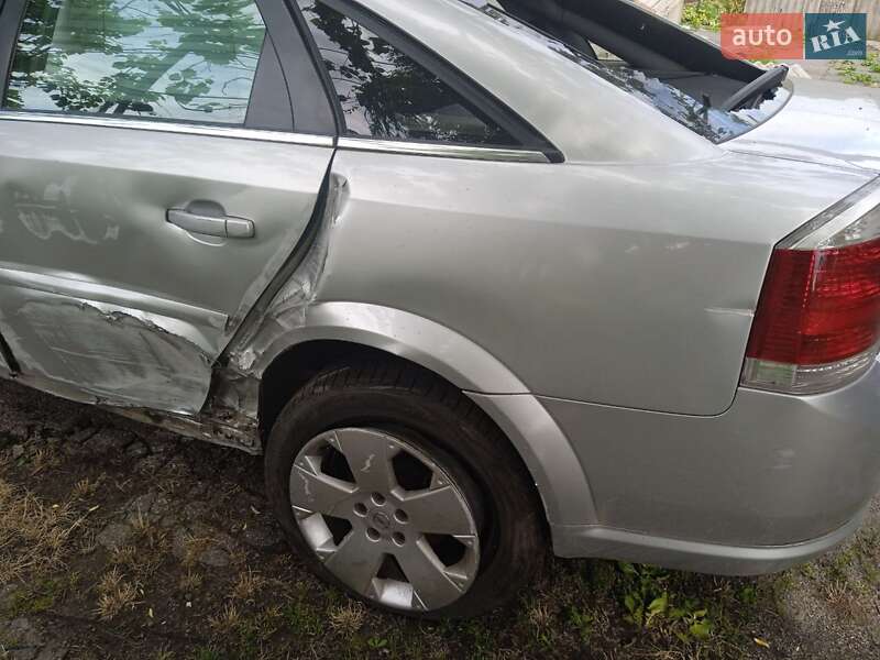 Лифтбек Opel Vectra 2006 в Новомосковске