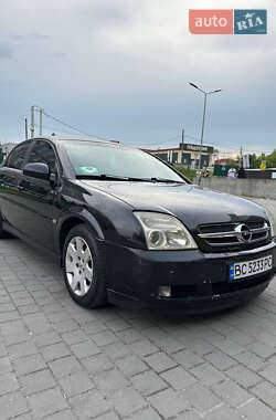 Седан Opel Vectra 2004 в Львові