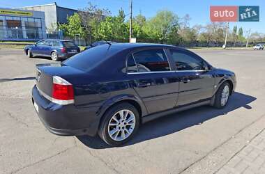 Седан Opel Vectra 2004 в 