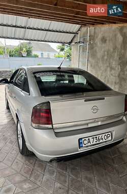 Ліфтбек Opel Vectra 2003 в Тальному