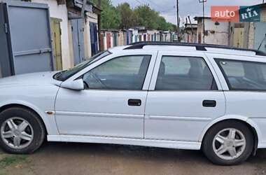 Универсал Opel Vectra 1999 в 