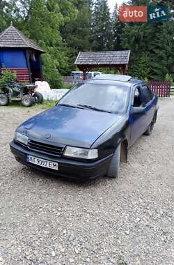 Седан Opel Vectra 1992 в Верховині