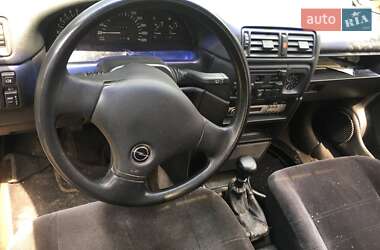 Седан Opel Vectra 1990 в 