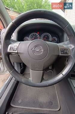 Седан Opel Vectra 2008 в 
