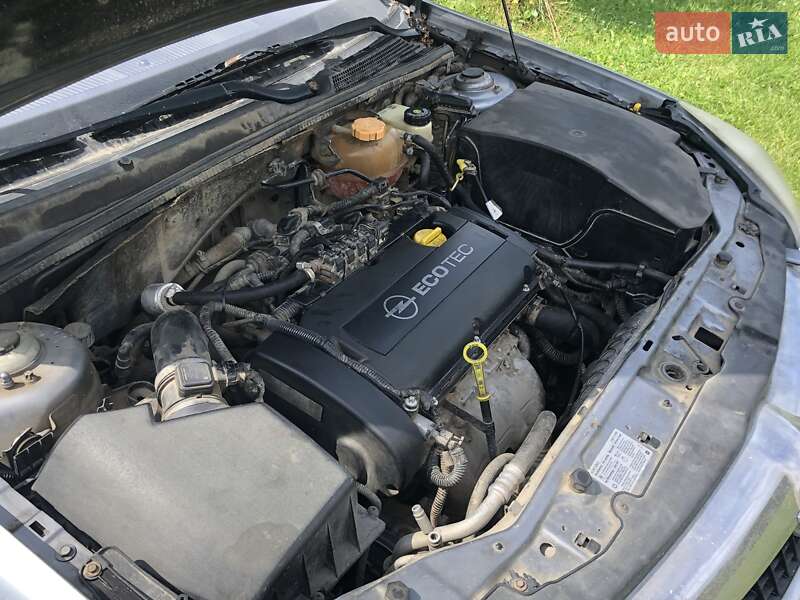 Универсал Opel Vectra 2006 в Ужгороде