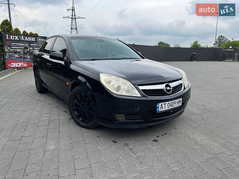 Седан Opel Vectra 2006 в Долине