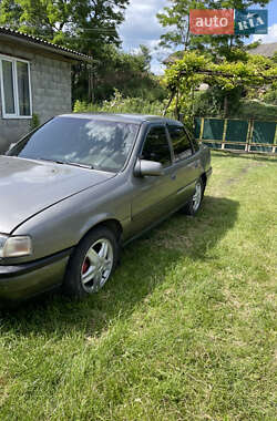 Седан Opel Vectra 1989 в Тернополе
