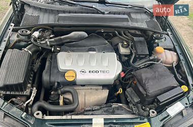 Седан Opel Vectra 1999 в 