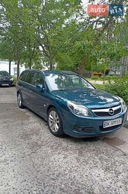 Універсал Opel Vectra 2008 в Вараші