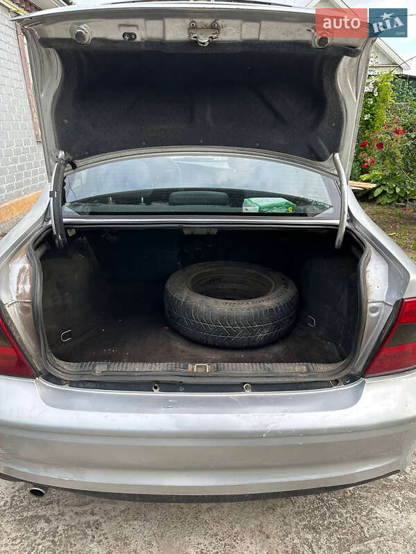 Седан Opel Vectra 1999 в Кременчуці