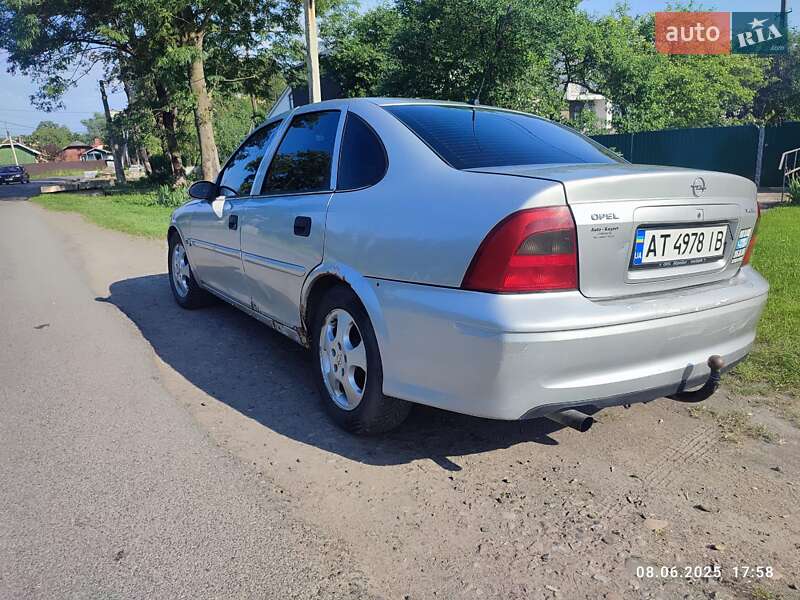 Седан Opel Vectra 2000 в Ивано-Франковске