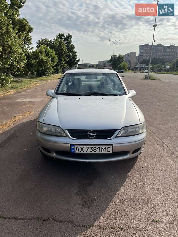 Opel Vectra 2000