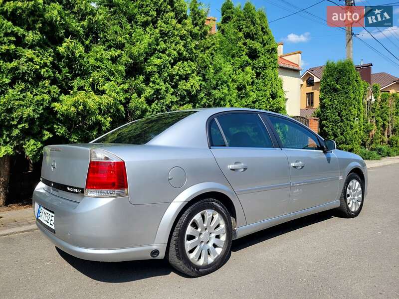 Седан Opel Vectra 2005 в Хмельницком