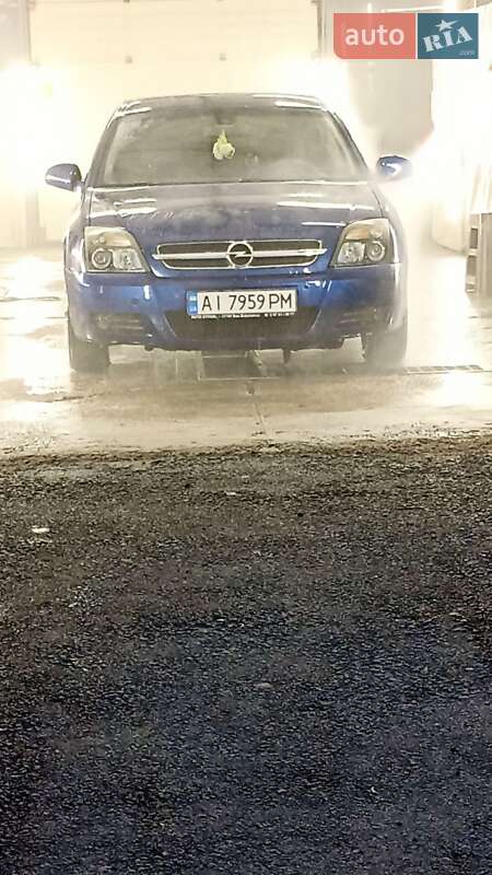 Лифтбек Opel Vectra 2003 в 