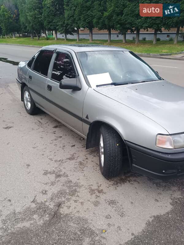 Седан Opel Vectra 1993 в Черкассах
