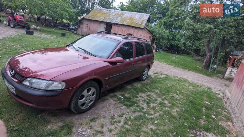 Универсал Opel Vectra 1996 в Ивано-Франковске