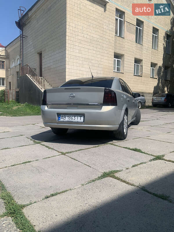 Седан Opel Vectra 2006 в Виннице