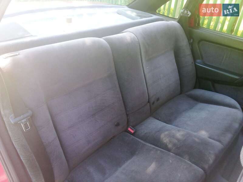 Седан Opel Vectra 1991 в Дубно
