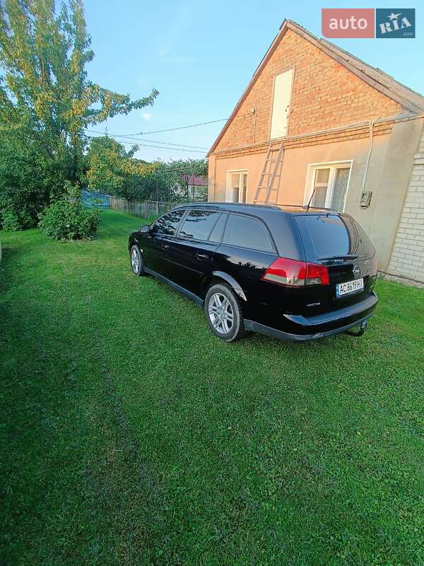 Универсал Opel Vectra 2005 в Луцке