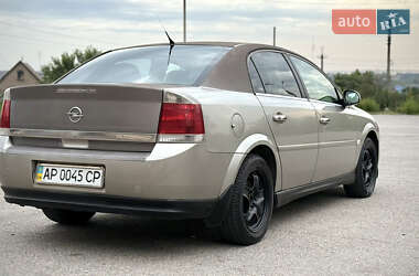 Седан Opel Vectra 2004 в 