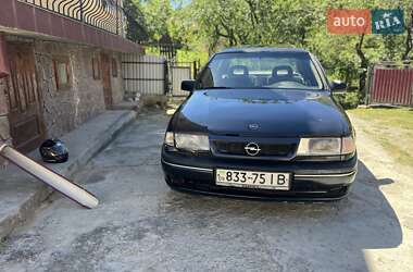 Седан Opel Vectra 1989 в Коломиї