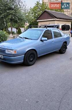 Седан Opel Vectra 1991 в Ивано-Франковске