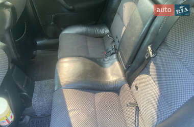 Лифтбек Opel Vectra 2001 в 