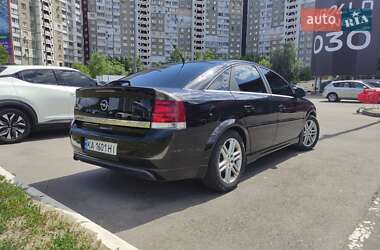 Лифтбек Opel Vectra 2003 в 