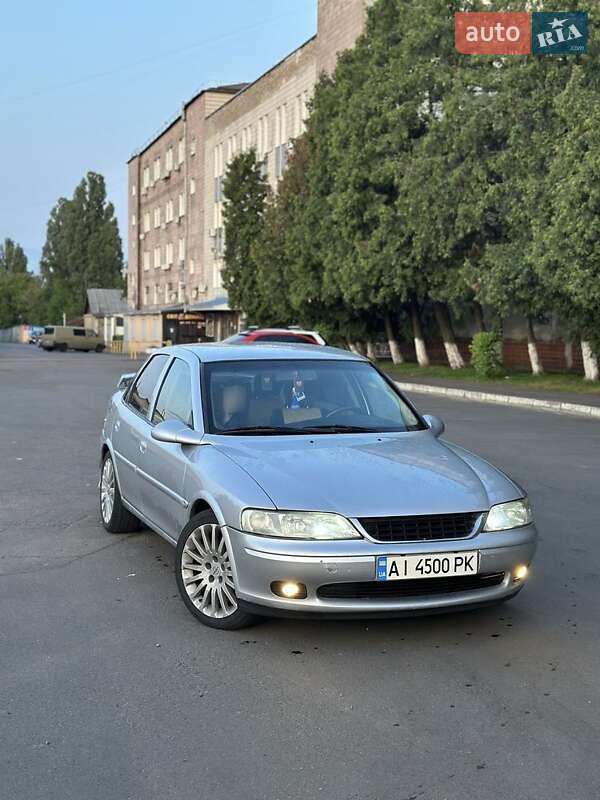 Седан Opel Vectra 1999 в Киеве