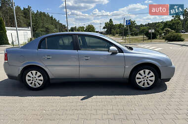 Седан Opel Vectra 2004 в 