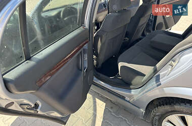 Седан Opel Vectra 2004 в 