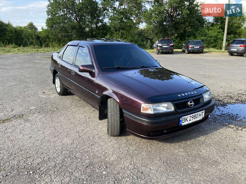 Седан Opel Vectra 1994 в Дубно