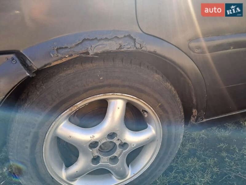 Лифтбек Opel Vectra 1996 в Одессе