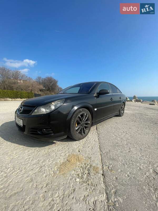 Ліфтбек Opel Vectra 2006 в Миколаєві