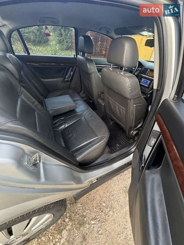 Седан Opel Vectra 2003 в Харькове