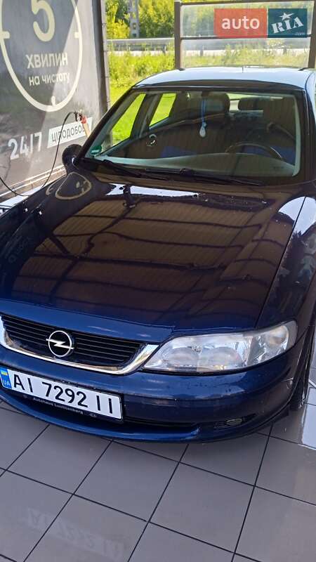 Седан Opel Vectra 2000 в  фото Седан Opel Vectra 2000 в