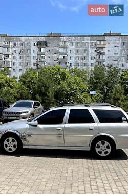 Универсал Opel Vectra 2000 в 