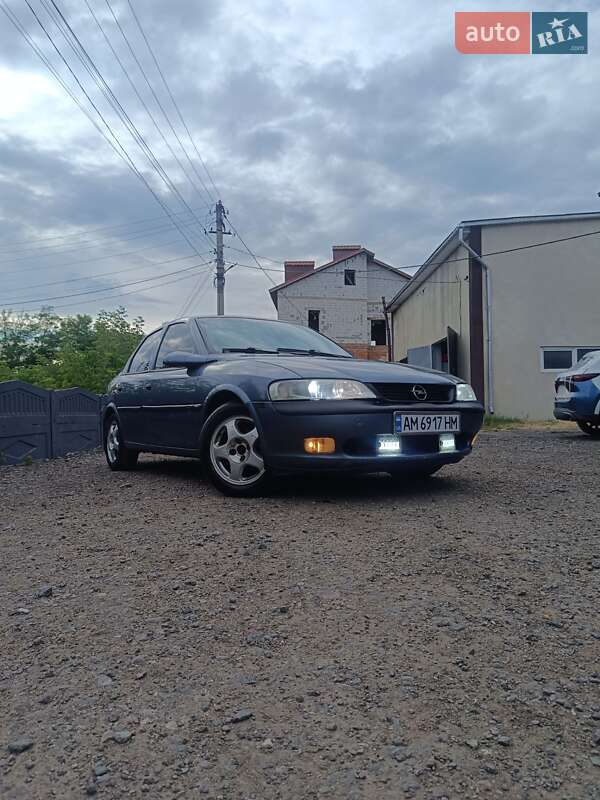Седан Opel Vectra 1998 в Могилев-Подольске